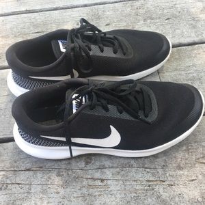 men's flex experience rn 7 running shoe